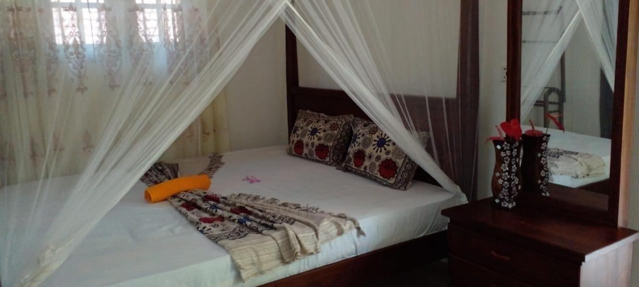 Paddy Field Villa Midigama East Exterior foto